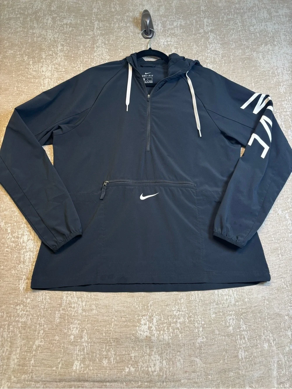 Nike Flex Women's Packable Training Jacket Black Medium EUC Half Zip Anorak